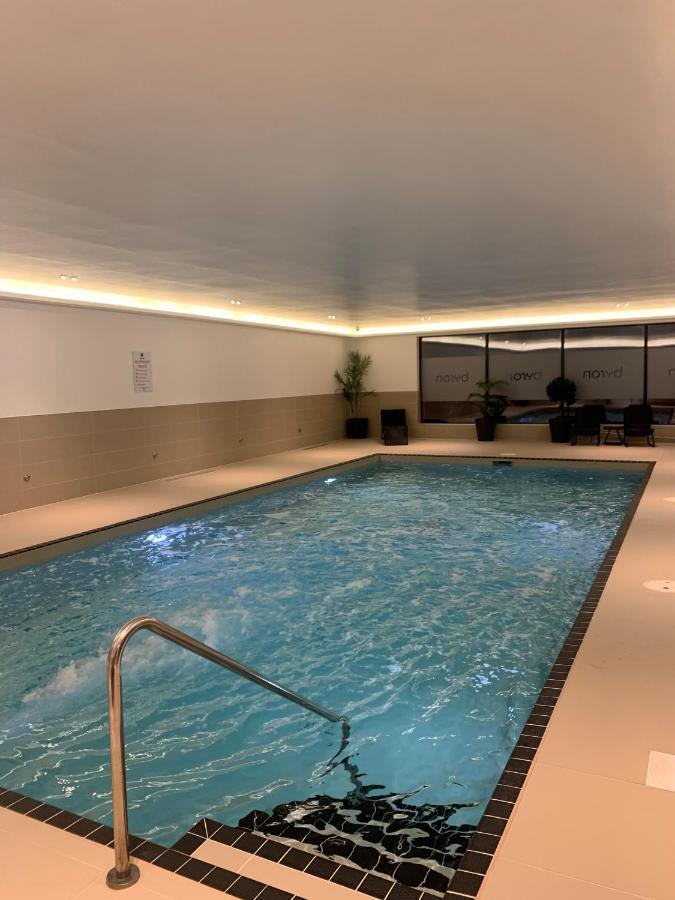 5 Middlecombe - Luxury Apartment At Byron Woolacombe, Only 4 Minute Walk To Woolacombe Beach! Luaran gambar