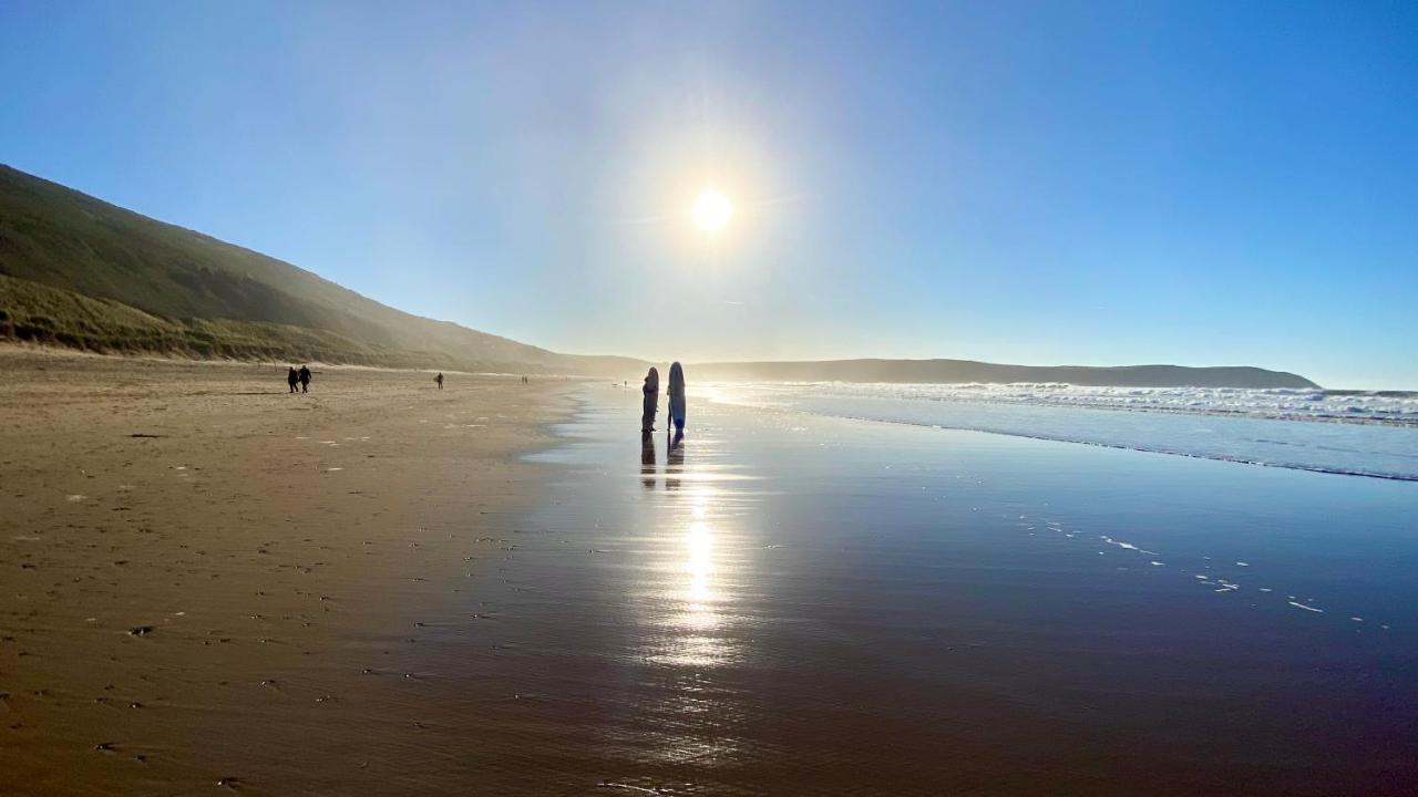 5 Middlecombe - Luxury Apartment At Byron Woolacombe, Only 4 Minute Walk To Woolacombe Beach! Luaran gambar