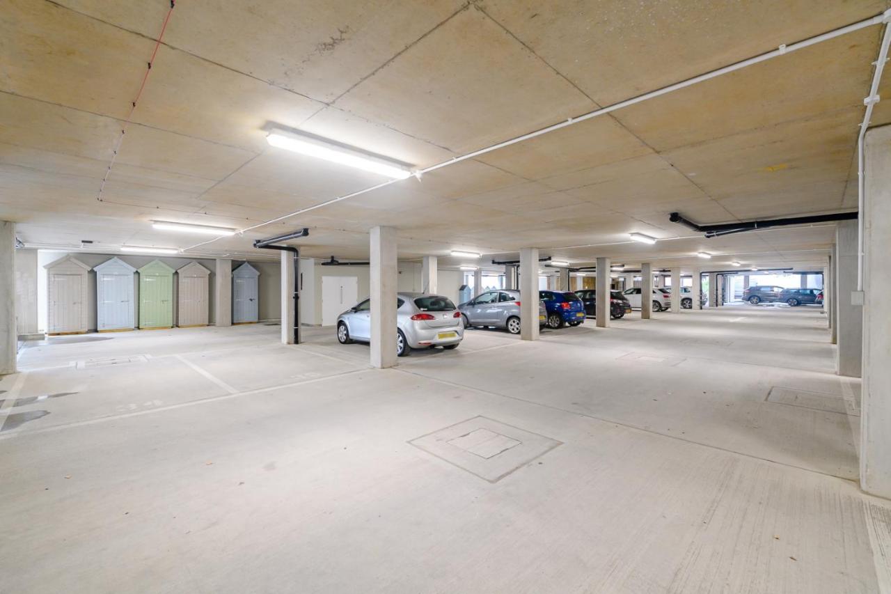 5 Middlecombe - Luxury Apartment At Byron Woolacombe, Only 4 Minute Walk To Woolacombe Beach! Luaran gambar
